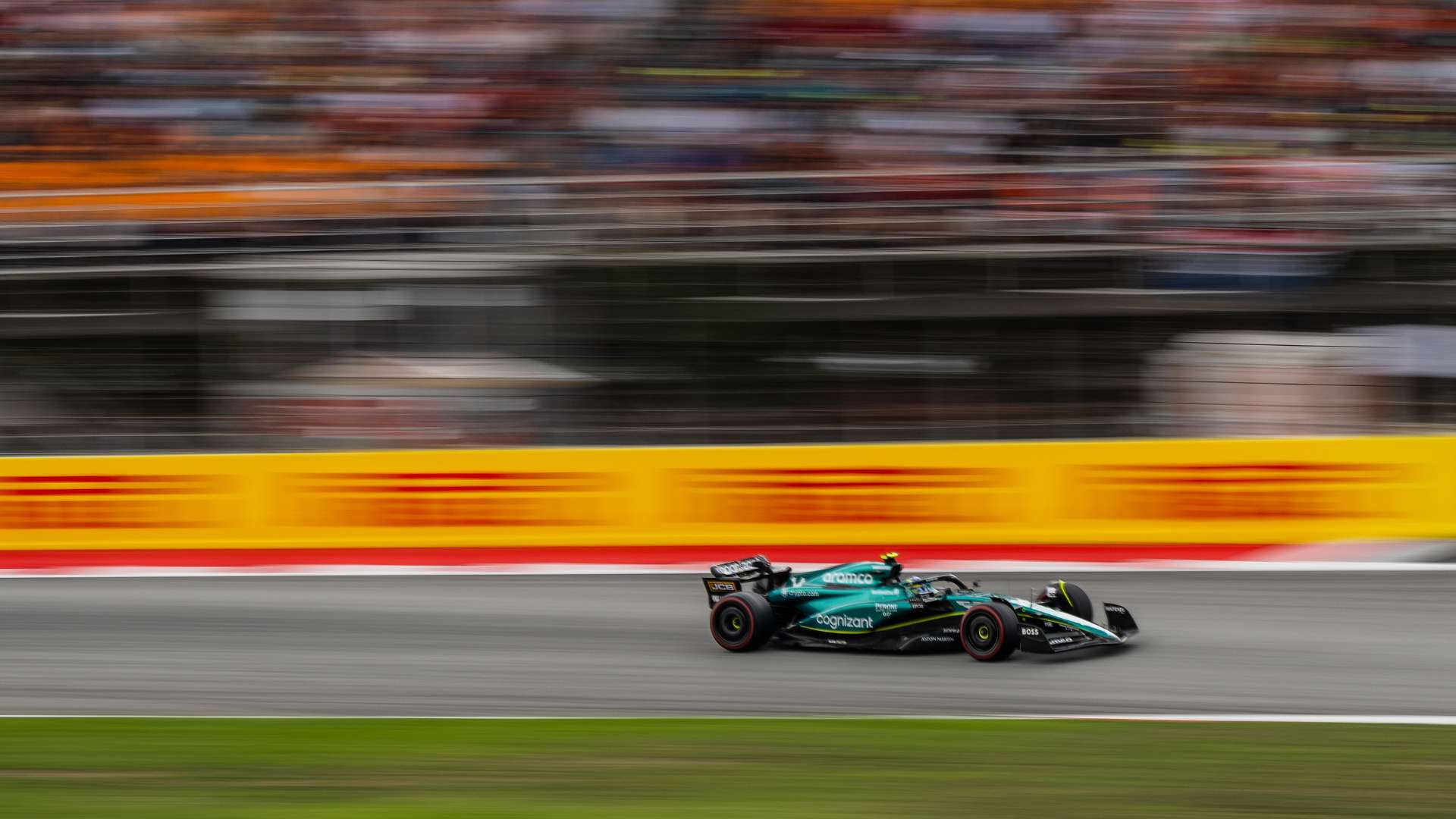 女子与丈夫合谋设陷阱欲勾引C罗事件引发热议