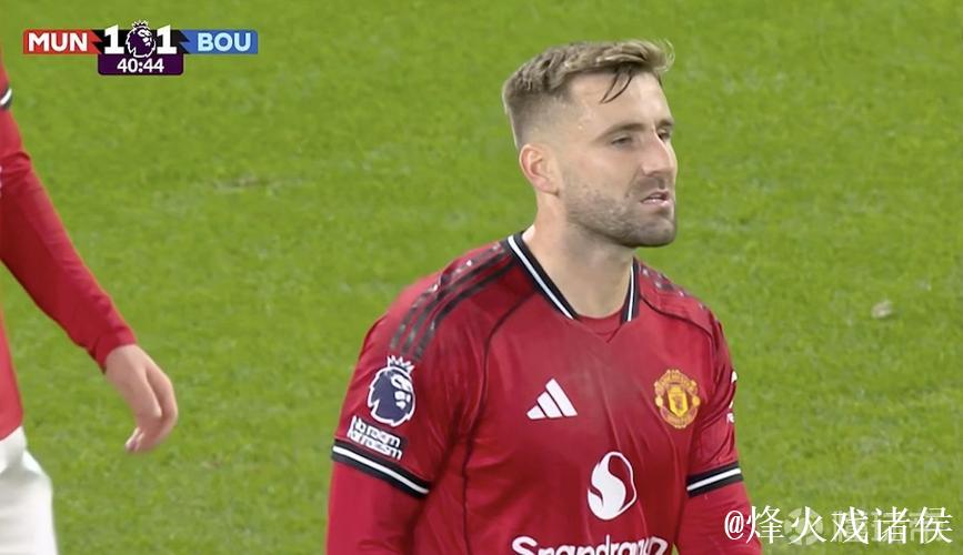 后防不稳,曼联已连续9场英超都有丢球 后防不稳,曼联已连续9场英超都有丢球