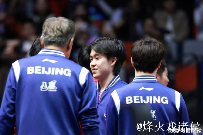 乒乓球男团半决赛:北京力克广东挺进决赛 乒乓球男团半决赛:北京力克广东挺进决赛